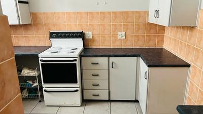 Townhouse For Rent in Paradise Valley, Pinetown